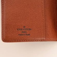 Load image into Gallery viewer, Authentic pre loved Louis Vuitton agenda/ wallet