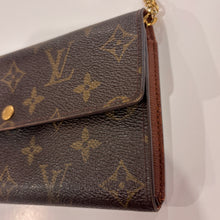 Load image into Gallery viewer, Authentic Louis Vuitton crossbody wallet