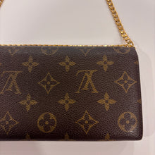Load image into Gallery viewer, Authentic Louis Vuitton crossbody wallet