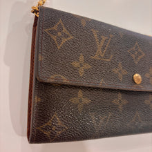 Load image into Gallery viewer, Authentic Louis Vuitton crossbody wallet