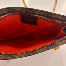 Load image into Gallery viewer, Authentic Louis Vuitton crossbody pochette