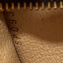 Load image into Gallery viewer, Authentic Louis Vuitton crossbody pochette