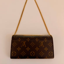 Load image into Gallery viewer, Authentic Louis Vuitton crossbody wallet