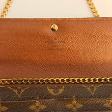 Load image into Gallery viewer, Authentic Louis Vuitton crossbody wallet