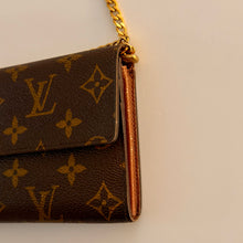 Load image into Gallery viewer, Authentic Louis Vuitton crossbody wallet