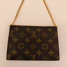 Load image into Gallery viewer, Authentic Louis Vuitton crossbody wallet