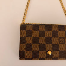 Load image into Gallery viewer, Authentic Louis Vuitton crossbody wallet