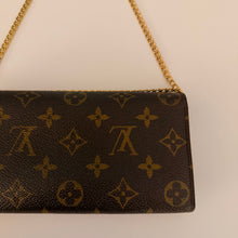 Load image into Gallery viewer, Authentic Louis Vuitton crossbody wallet