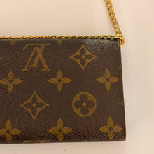 Load image into Gallery viewer, Authentic Louis Vuitton crossbody wallet