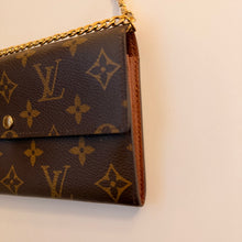Load image into Gallery viewer, Authentic Louis Vuitton crossbody wallet