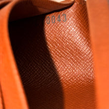 Load image into Gallery viewer, Authentic Louis Vuitton crossbody wallet