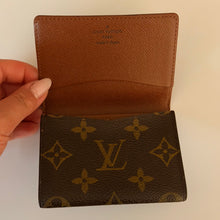 Load image into Gallery viewer, Authentic pre loved Louis Vuitton card holder