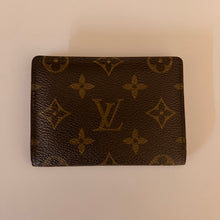 Load image into Gallery viewer, Authentic pre loved Louis Vuitton card holder