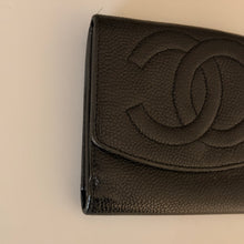 Load image into Gallery viewer, Authentic pre loved Chanel wallet