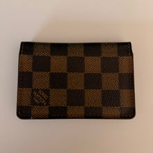 Load image into Gallery viewer, Authentic pre loved Louis Vuitton card holder