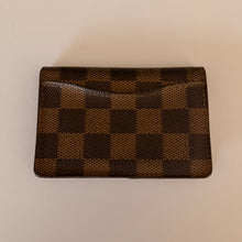 Load image into Gallery viewer, Authentic pre loved Louis Vuitton card holder