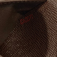 Load image into Gallery viewer, Authentic pre loved Louis Vuitton wallet