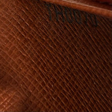 Load image into Gallery viewer, Authentic pre loved Louis Vuitton card holder