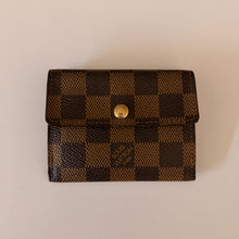 Load image into Gallery viewer, Authentic pre loved Louis Vuitton card holder