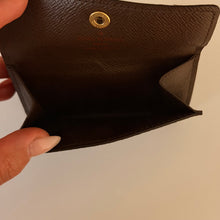 Load image into Gallery viewer, Authentic pre loved Louis Vuitton card holder