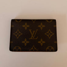 Load image into Gallery viewer, Authentic pre loved Louis Vuitton card holder