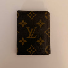 Load image into Gallery viewer, Authentic pre loved Louis Vuitton card holder