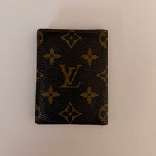 Load image into Gallery viewer, Authentic pre loved Louis Vuitton card holder