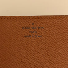 Load image into Gallery viewer, Authentic pre loved Louis Vuitton card holder