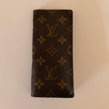 Load image into Gallery viewer, Authentic pre loved Louis Vuitton pouch or sunglass holder