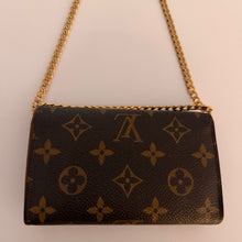 Load image into Gallery viewer, Authentic Louis Vuitton crossbody wallet