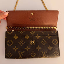 Load image into Gallery viewer, Authentic Louis Vuitton crossbody wallet