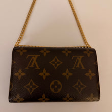Load image into Gallery viewer, Authentic Louis Vuitton crossbody wallet