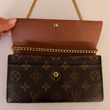 Load image into Gallery viewer, Authentic Louis Vuitton crossbody wallet