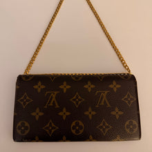 Load image into Gallery viewer, Authentic Louis Vuitton crossbody wallet