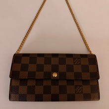 Load image into Gallery viewer, Authentic Louis Vuitton crossbody wallet