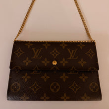 Load image into Gallery viewer, Authentic Louis Vuitton crossbody wallet
