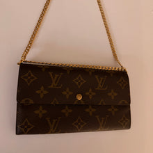 Load image into Gallery viewer, Authentic Louis Vuitton crossbody wallet