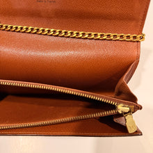 Load image into Gallery viewer, Authentic Louis Vuitton crossbody wallet