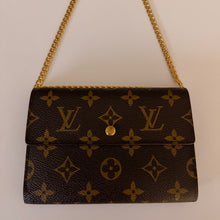 Load image into Gallery viewer, Authentic Louis Vuitton crossbody wallet