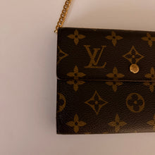 Load image into Gallery viewer, Authentic Louis Vuitton crossbody wallet