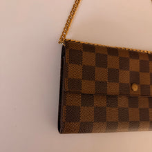 Load image into Gallery viewer, Authentic Louis Vuitton crossbody wallet