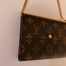 Load image into Gallery viewer, Authentic Louis Vuitton crossbody wallet