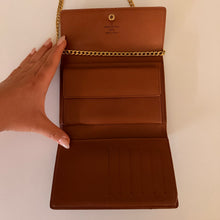 Load image into Gallery viewer, Authentic Louis Vuitton crossbody wallet