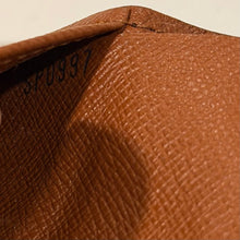 Load image into Gallery viewer, Authentic Louis Vuitton crossbody wallet