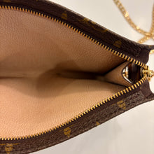 Load image into Gallery viewer, Authentic Louis Vuitton crossbody pochette