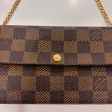 Load image into Gallery viewer, Authentic Louis Vuitton crossbody wallet
