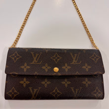 Load image into Gallery viewer, Authentic Louis Vuitton crossbody wallet
