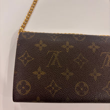Load image into Gallery viewer, Authentic Louis Vuitton crossbody wallet
