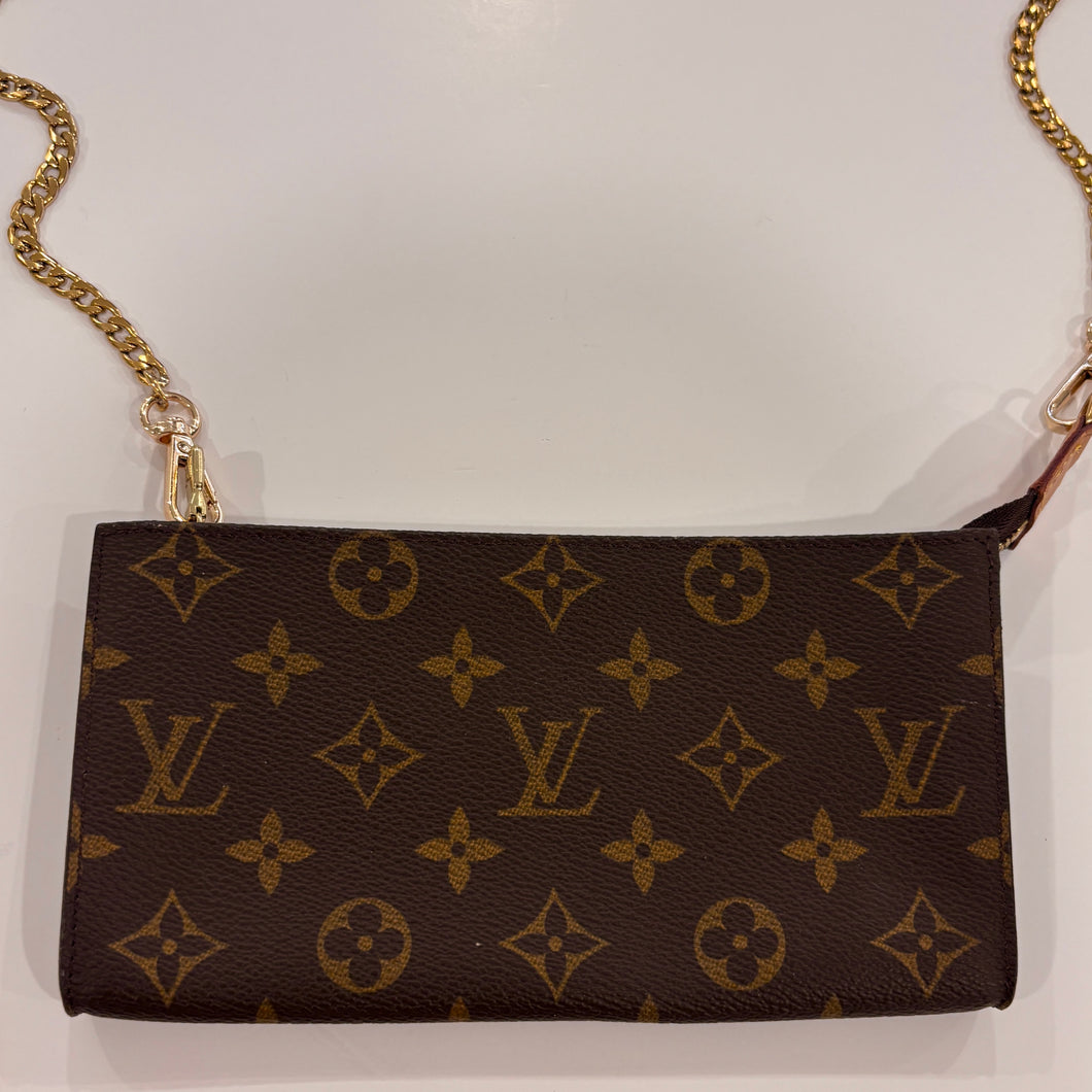 Authentic Louis Vuitton crossbody pochette