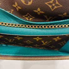 Load image into Gallery viewer, Authentic Louis Vuitton wallet with crossbody chain
